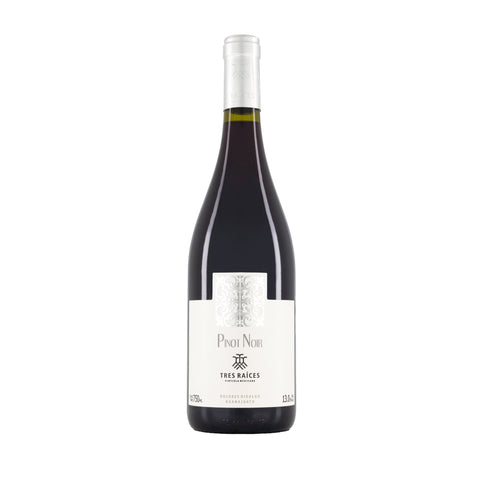 TRES RAICES PINOT NOIR